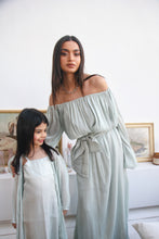 Load image into Gallery viewer, Crystal mini (Sage green)