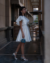 Load image into Gallery viewer, Trenta || (White)