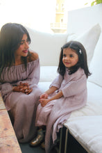 Load image into Gallery viewer, Crystal mini (blush)