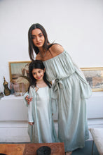 Load image into Gallery viewer, Crystal mini (Sage green)