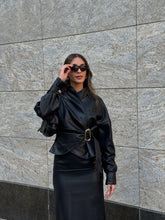 Load image into Gallery viewer, Cuir (Black)