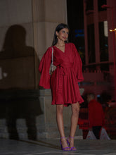 Load image into Gallery viewer, Belle