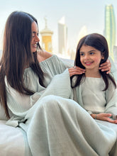 Load image into Gallery viewer, Crystal mini (Sage green)