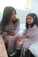 Load image into Gallery viewer, Crystal mini (blush)