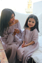 Load image into Gallery viewer, Crystal mini (blush)