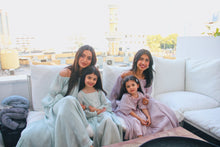 Load image into Gallery viewer, Stellar grace (Sage)