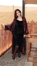 Load image into Gallery viewer, Hilal Velvet