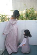 Load image into Gallery viewer, Crystal mini (blush)