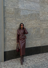 Load image into Gallery viewer, Cuir (Burgundy)