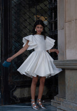 Load image into Gallery viewer, Trenta || (White)