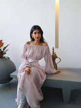 Load image into Gallery viewer, Stellar grace (Blush)