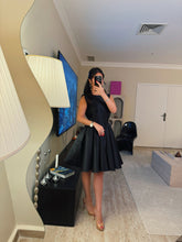 Load image into Gallery viewer, Trenta (Black)