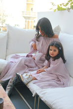 Load image into Gallery viewer, Crystal mini (blush)