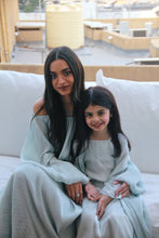 Load image into Gallery viewer, Crystal mini (Sage green)