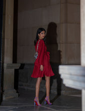 Load image into Gallery viewer, Belle