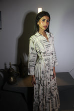 Load image into Gallery viewer, Greige