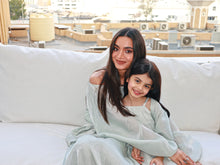 Load image into Gallery viewer, Crystal mini (Sage green)