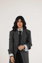 Load image into Gallery viewer, Essential long blazer