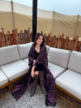 Load image into Gallery viewer, Hilal Velvet