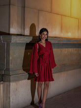 Load image into Gallery viewer, Belle