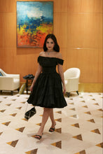 Load image into Gallery viewer, Miley