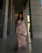 Load image into Gallery viewer, Crystal Bisht (Mauve)