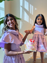 Load image into Gallery viewer, Mini Luxe