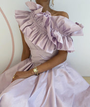 Load image into Gallery viewer, X Ruffle (Lilac)