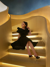 Load image into Gallery viewer, X Ruffle (Black)