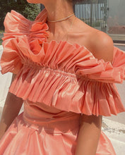 Load image into Gallery viewer, X Ruffle (Peach)