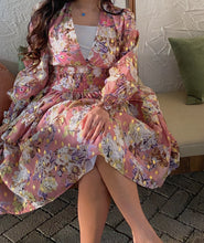 Load image into Gallery viewer, Ruffle (Pink)
